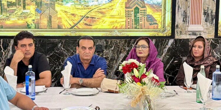 چودھری سلیم لنگڑیال اور چودھری کلیم الدین وڑائچ کا ڈاکٹر صغریٰ صدف کے اعزاز میں عشائیہ