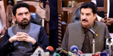 حکومت کا لانگ مارچ کی تحریک واپس نہ لینے پر گورنر راج نافذ کرنے کا فیصلہ
