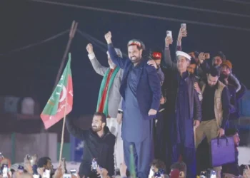 لانگ مارچ 5 اکتوبر تک ملتوی، تحریک انصاف سیاسی کمیٹی اجلاس کی اندرونی کہانی منظر عام پر