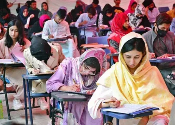 غیر ملکی میڈیکل و ڈینٹل اداروں میں داخلے کے لیے ایم ڈی کیٹ کی شرط ختم