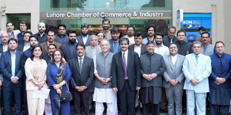 موٹرویز کا جال بچھانے کی تیاری، 3 ہزار ارب روپے کے 66 منصوبے زیرِ غور