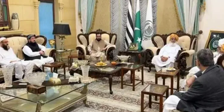 جے یو آئی کی مرکزی کور کمیٹی کا اجلاس، حکومت و اپوزیشن کے مذاکرات پر غور