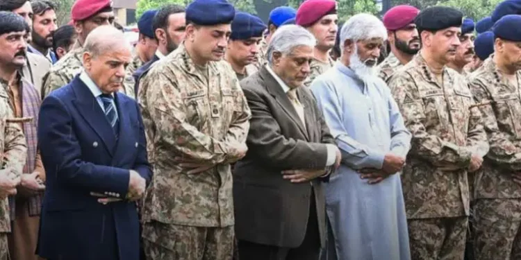 کوئٹہ طیارہ حادثہ،،،شہید فوجی افسران کی نماز جنازہ ادا کر دی گئی