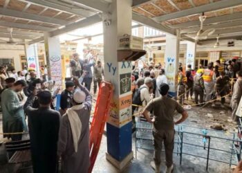 پشاور اسکول حادثہ، مالکان اور ٹھیکیدار کے خلاف مقدمہ درج، 31 افراد جاں بحق