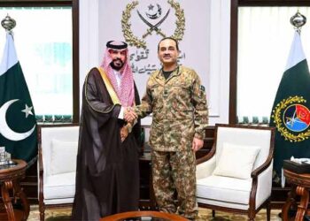 فیلڈ مارشل عاصم منیر سے سعودی سفیر کی ملاقات، علاقائی سلامتی پر تبادلہ خیال