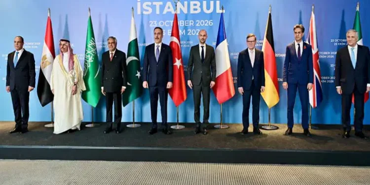 علاقائی امن کیلئے سفارتی کوششیں تیز کرنے پر زور، اسحاق ڈار کی اہم اجلاس میں شرکت