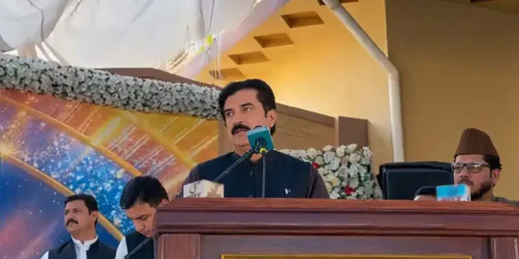 کے پی وفاقی تعاون کے بغیر نہیں چل سکتا، دہشتگردی کے خلاف مل کر لڑنا ہوگا، فیصل کریم کنڈی