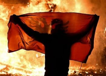 فرانس کے بعد البانیہ میں بھی پرتشدد مظاہرے، وزیراعظم کے فوری استعفے کا مطالبہ