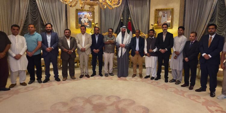 دبئی میں سہیل الزرعونی کی میزبانی میں پروقار عشائیہ اور عالمی مشاعرے کا انعقاد