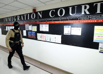 امریکا: امیگریشن ججز کا ملک بدری کے مقدمات ملتوی کرنے کا اختیار بحال کرنے کی درخواست مسترد