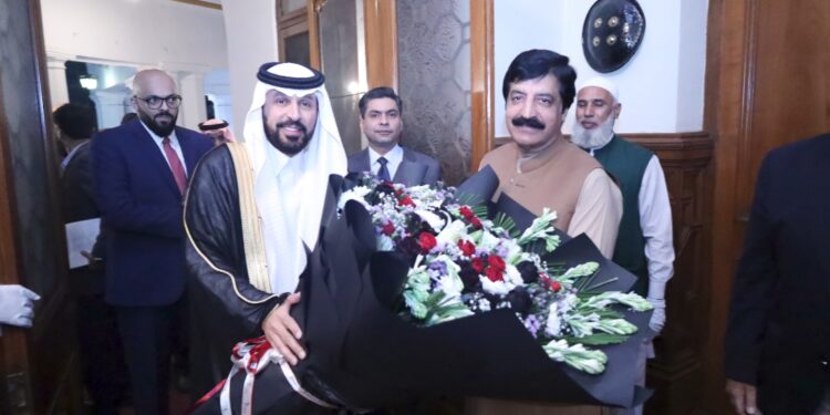 گورنر پنجاب سے سعودی سفیر کی ملاقات، تعلقات مزید مضبوط بنانے کے عزم کا اعادہ