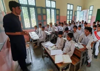 خیبرپختونخوا کے تمام سرکاری اسکولوں کی عمارتوں کا حفاظتی معائنہ کرنے کا فیصلہ