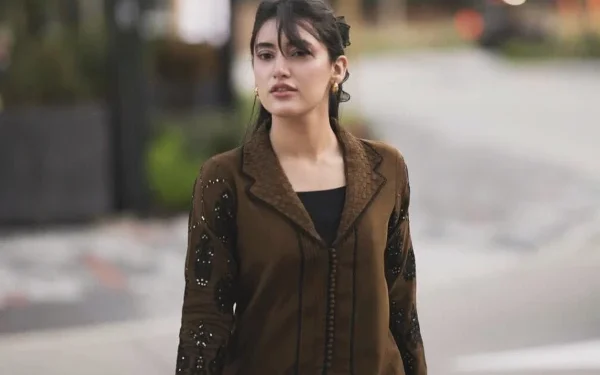 سحر ہاشمی کی پروڈیوسرز کے رویے پر تنقید، فنکاروں کے معاوضوں میں تاخیر کا معاملہ اٹھا دیا