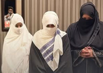 کلبوں میں جنسی استحصال کا الزام، کراچی سے دبئی جانیوالی 3 خواتین آف لوڈ